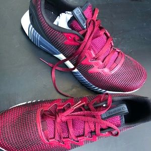 Men’s Reebok FLOATRIDE core. Size 9.